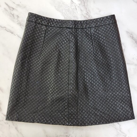 Topshop Faux Leather Quilted Black Mini Skirt 100% Viscose Women's 4 - Picture 2 of 7